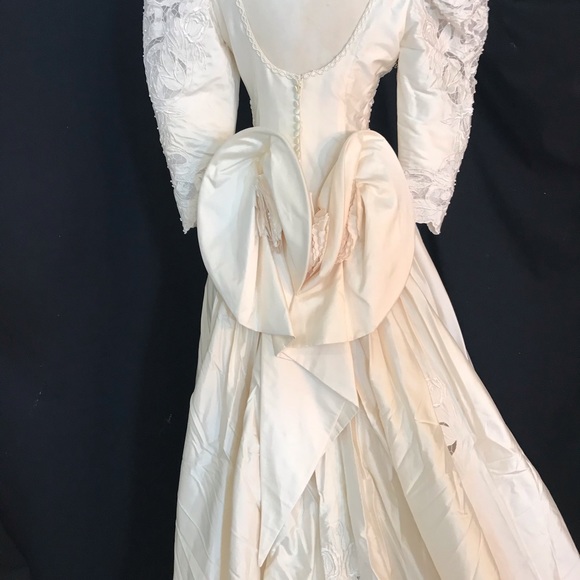Vintage St. Pucchi Ivory Lace Wedding Dress Gown Rare 0-4 - Picture 6 of 8